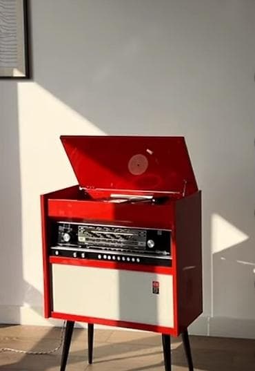 Sifarişlə Riqonda 102 patefonu yığılır. İdeal vəziyyətdə Rigonda 102