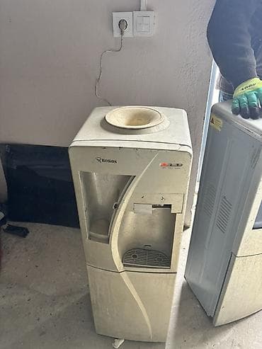 Dispenser Döşəməüstü, Su isitmə ilə — 1