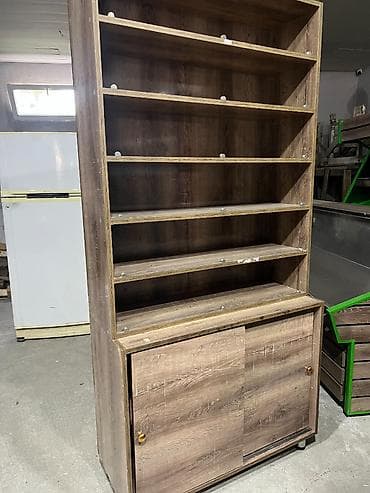 Rəf vitrinləri: Laminatdan yigilmis Siqaret Vitrini satilir. 6 polkalidir.Asagisi — 1