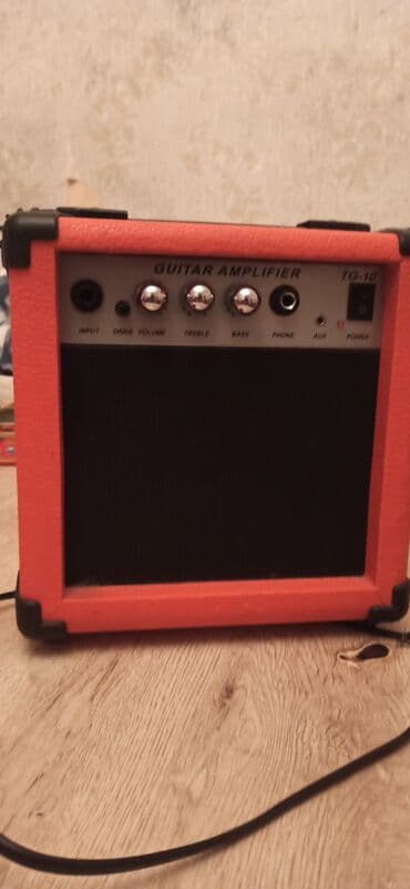 İşlənmiş Gitara gücləndiricisi, 10 Vt, Pulsuz çatdırılma lalafo.az -da İşlənmiş Gitara gücləndiricisi, 10 Vt, Pulsuz çatdırılma