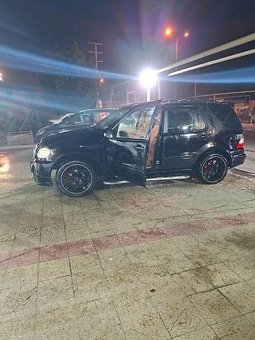 hyundai accent 2013: Mercedes-Benz M-Class (W163) SUV - Kuzov: qara rəng, şəhər və uzun — 9