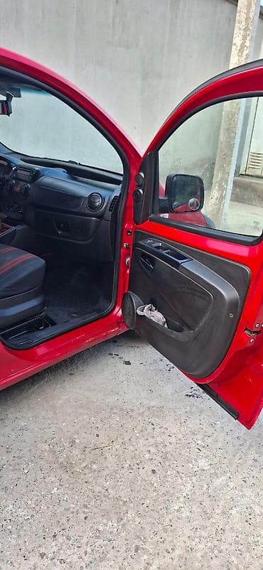 lada qapi: Fiat Fiorino yük furgonu - Korpusu kompakt, şəhər içi daşımalar üçün — 8
