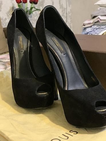 Tuflilər, Ölçü: 38, rəng - Qara, İşlənmiş