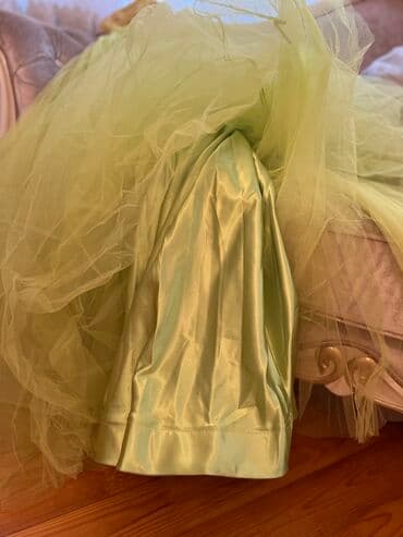 gözəl donlar: Nisan donum olub,270 manata alinib.Cox gozel,mukemmel dondur.1 defe — 8