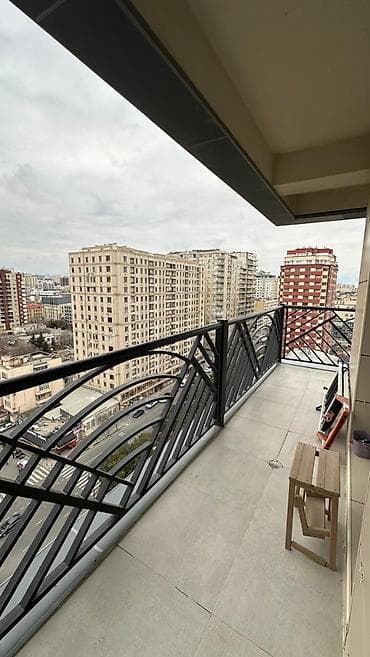 mida satis: 3 otaqlı, Yeni tikili, m. Gənclik, 157 kv. m — 9