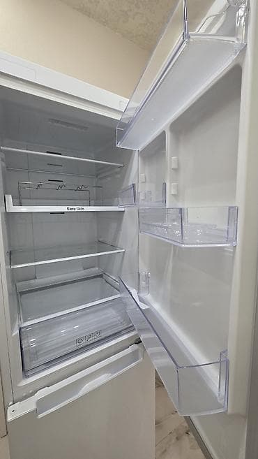 Audio: 2 qapılı Samsung Soyuducu Satılır, rəng - Ağ — 4