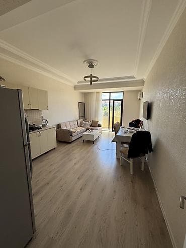 kiray ev: Bulvarda dənizə 0 ərazidə Mirvari City yaşayış kompleksi. 3otaq,2eyvan — 5