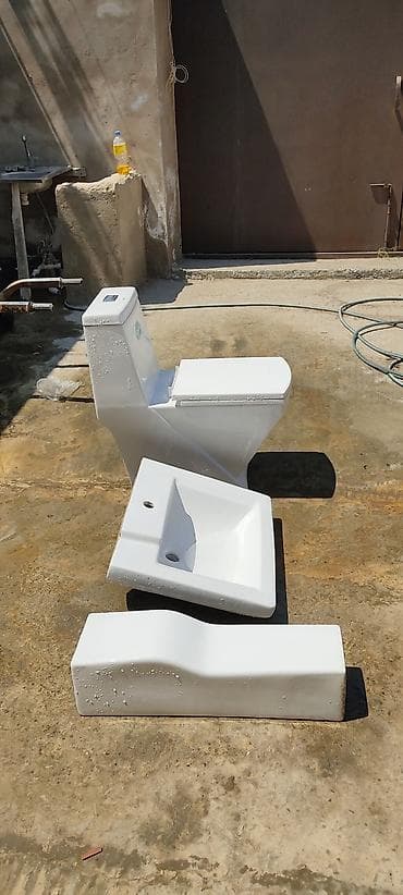 seklər: Hamam-sanitariya dəsti Tərkib: - Birparça unitaz (üst çənli, mexaniki — 3