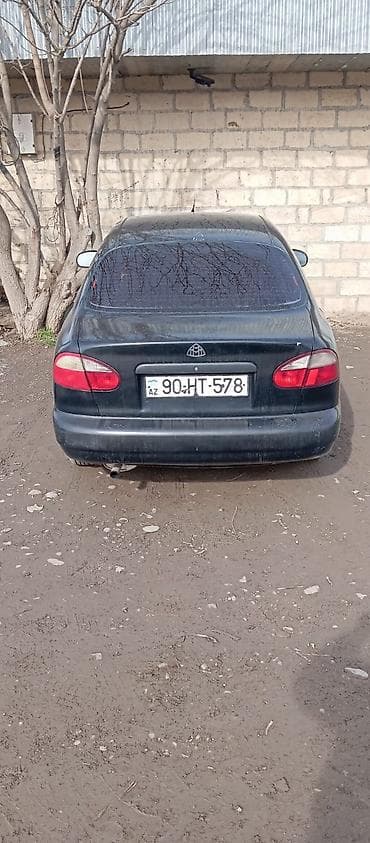 yer pompası: Daewoo Lanos: 1.3 l | 2010 il Sedan — 2