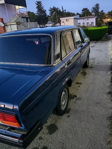 chevrolet malibu farasi: VAZ (LADA) 2107: 1.6 l | 2009 il 112 km Sedan — 1
