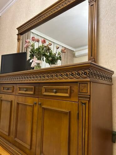 giriş qapısı: Güzgülü — 3