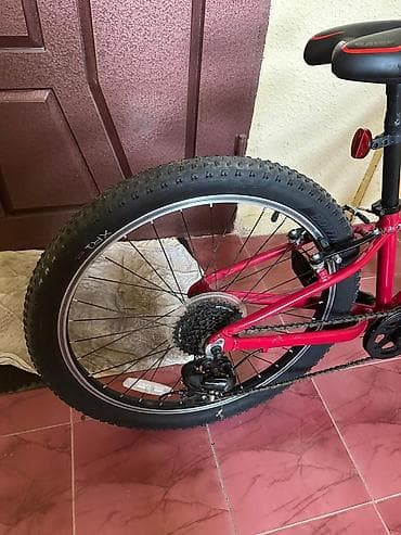Trek uşaq/youth dağ velosipedi - Rəng: qırmızı, qara detallarla - — 2
