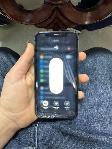 i̇phone x ekran: IPhone 11, Qara, Qırıq — 3