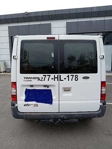 ford tourneo connect: Ford Transit yük furgonu - Gövdə: Ağ rəngli qapalı furgon, yan — 5