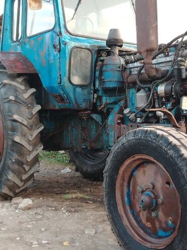 mtz 82 traktor satilir: Traktor MTZ/Belarus tipli (mavi rəngli) Texniki xüsusiyyətlər: - 4x2 — 4
