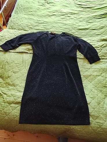 Qara rəngli parıltılı qadın donu - Model: Dizdən bir az yuxarı