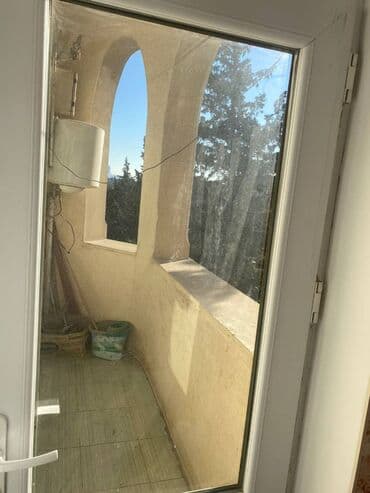 sarayda kiraye: Gənclik metrosunun yaxınlığında Yeni tikili 5 mertebeli binanın 4-cü — 12