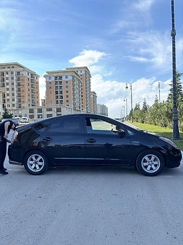 sukan satisi: Toyota Prius: 1.5 l | 2008 il Sedan — 4