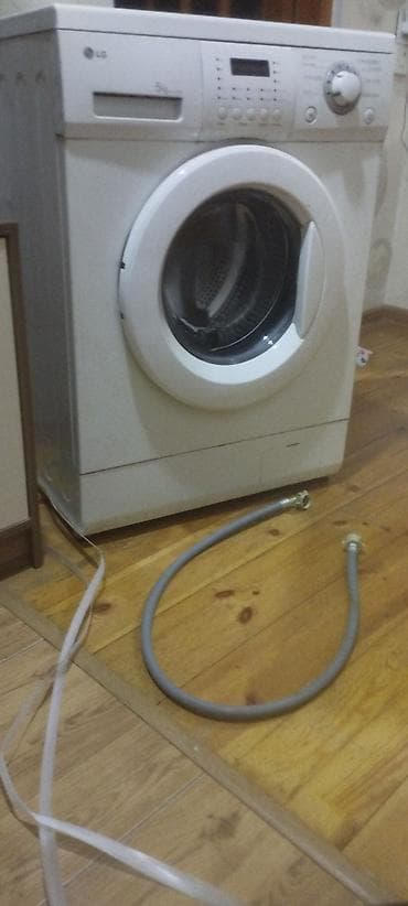 LG önyükləməli paltaryuyan maşın - Yük həcmi: 5 kq (drum paslanmayan