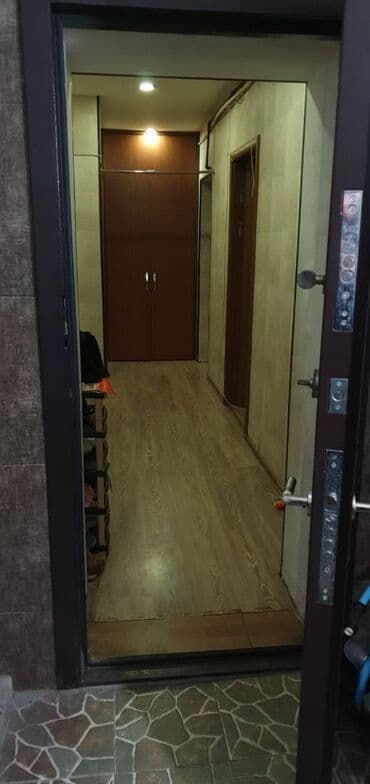 ağ şeher evler: Bakı, Bakıxanov qəs., 4 otaqlı, Köhnə tikili, 85 kv. m — 8