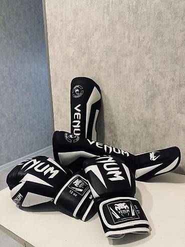 İdman alətləri: Venum boks və kikboks dəsti - Brend: Venum - Rəng: qara-ağ - Dəst — 1