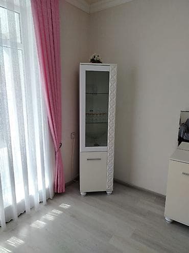 ucuz kamot: Komod — 2