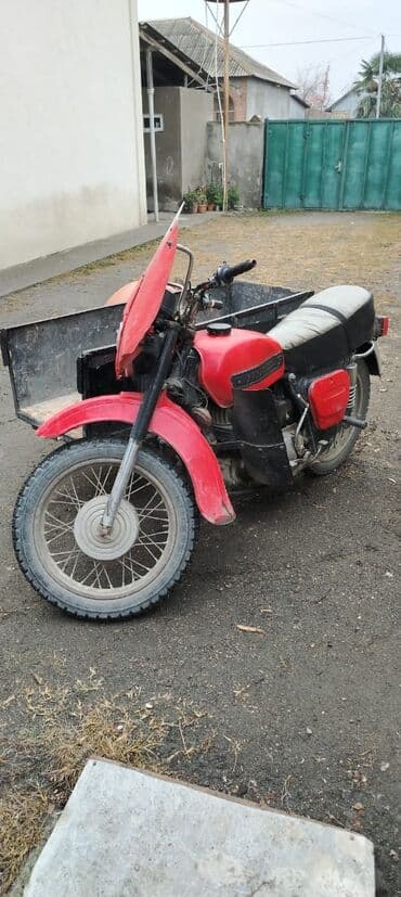 qoşqusu olan avtomobil: Yan qoşqulu motosiklet - Korpus: klassik konstruksiya, ön hissə və — 3