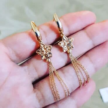 qizillarin qiymeti 2022: Dəstə daxildir: Üzük, Sırğa, Pandora, Sarı qızıl, 585 Əyar, 3800 g — 11