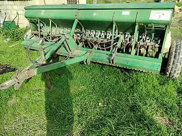 ilkin odenis 1500 azn avtomobil 2017: Taxıl səpən aqreqat (traktor qoşqusu) - Geniş tutumlu toxum bunkerı — 2