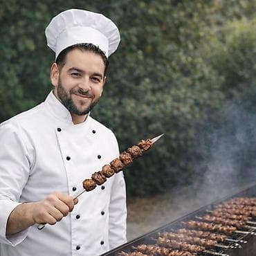 Kababçı – İşimiz Kabab Peşəkar manqal və kabab xidmətləri: - Açıq