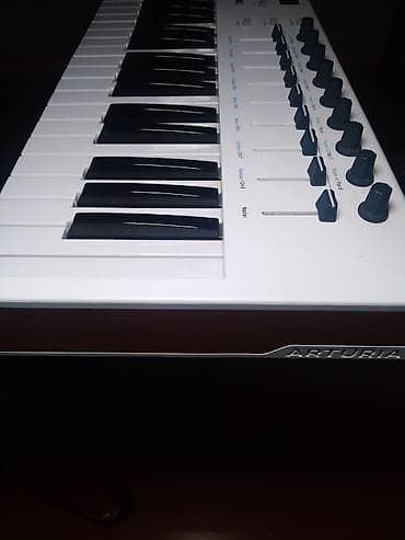 gitara aksesuarlari satisi: Midi-klaviatura, Arturia — 5