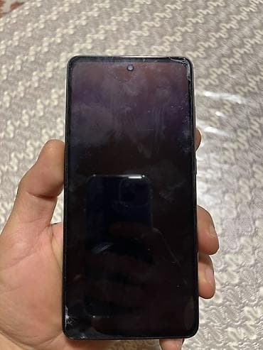 iphone 13 sade ikinci el: Samsung Galaxy A52, Qırıq — 4