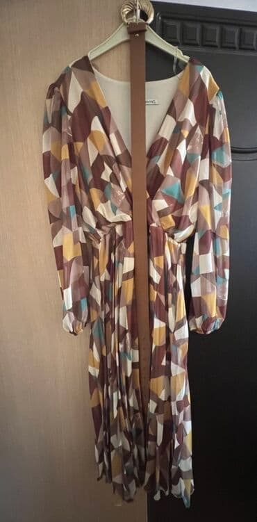 детские кровати на заказ: Qadın geyimləri – bir neçə model - Ağ üzərində mavi naxışlı dəst — 15