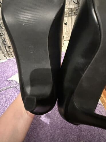 туфли мужские на кожаной подошве: Tuflilər, Ölçü: 40, rəng - Qara, Yeni — 2