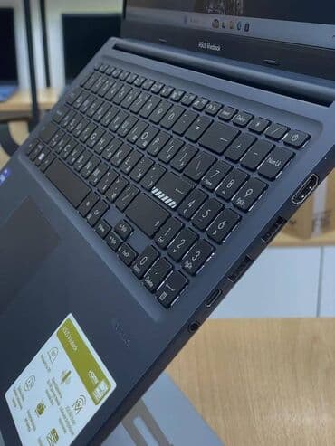 asus i7: ASUS VivoBook noutbuku Əsas xüsusiyyətlər: - Ekran: 15.6" geniş — 3