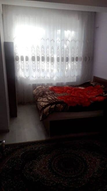 ağ şeher evler: Qaraçuxur qəs., 3 otaqlı, Yeni tikili, 65 kv. m — 3