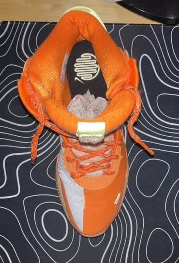 Toy paltarları və aksesuarları: Məhsul: Nike Air Deldon – narıncı/krem rəngi, basketbol/voleybol — 2