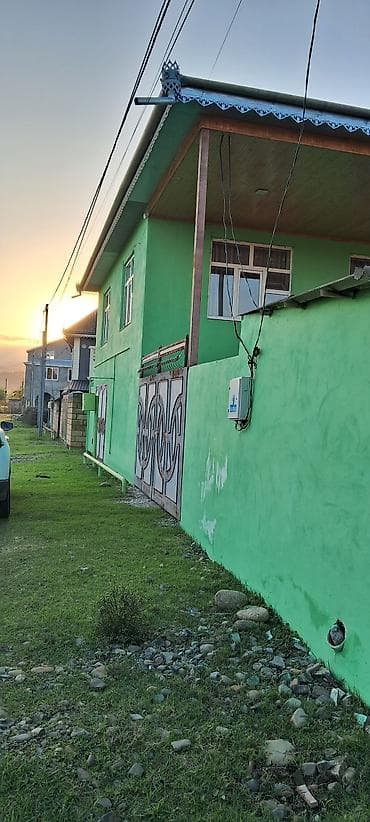 sirvan heyet evleri: 4 otaqlı, 200 kv. m, Kredit yoxdur, Orta təmir — 6