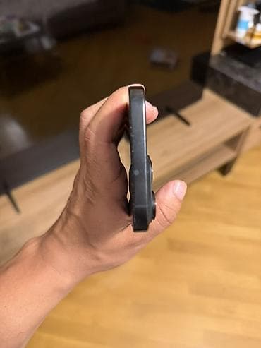iphone 13 pro max en ucuz: IPhone 16 Pro Max, 256 GB, Graphite, Simsiz şarj — 5