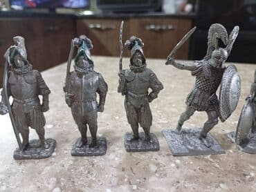 esger paltarinda qiz sekilleri: Fiqur — 8