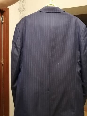 kişi ucun klassik qara kostyum: 52 razmer tünd göy rəngdə kişi kostyumu. Əla vəziyyətdə bir dəfə — 2