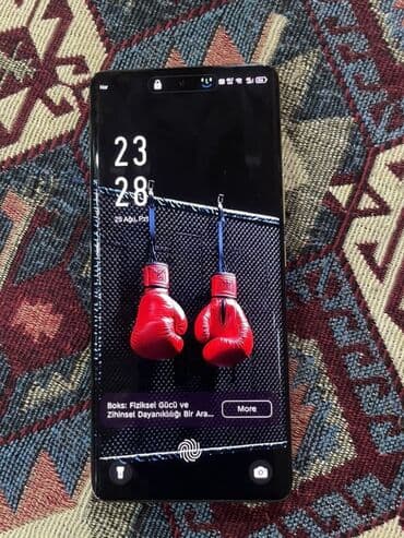 мини телефон: Infinix Zero 30, 256 GB, rəng - Qızılı, Sensor — 7