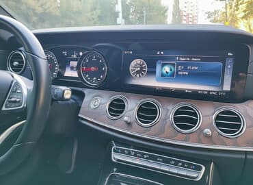 s class yan guzgu: Mercedes-Benz 2019, 2019 il, Orijinal — 8