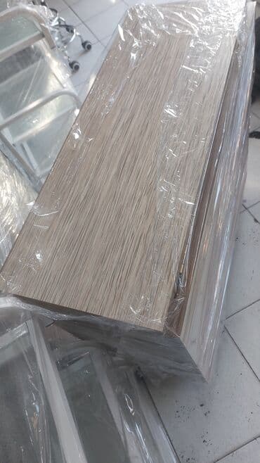 transformer jurnal masası: Qonaq masası, Yeni, Açılan — 2