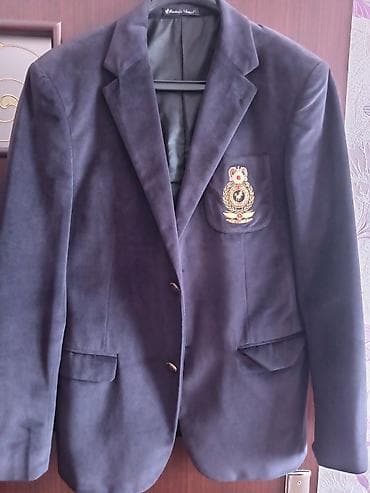 Şəkildə gorunduyi kimidir cox az geyilib. Turk malıdır razmer balaca lalafo.az -da Şəkildə gorunduyi kimidir cox az geyilib. Turk malıdır razmer balaca