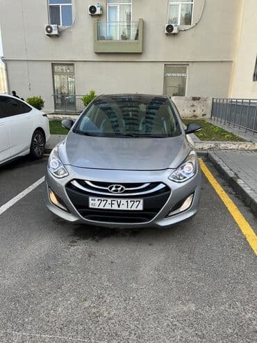 фольксваген тигуан 2 0: Hyundai Elantra: 1.8 л | 2012 г. Хэтчбэк — 1