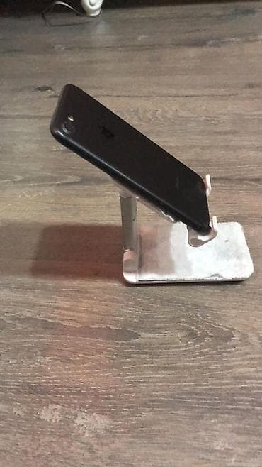 samsung a10 qirmizi: IPhone 7, Qırmızı, Barmaq izi — 8