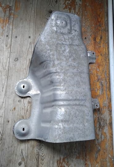 Çörək qabları: Hundai.Aksent. 2018 ci il. Qluşitel,zaşıtnik. İşlənmiş. 100% — 2