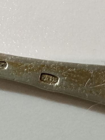 Qaşıqlar: Gümüş qaşıq - Material: 875 ayarlı gümüş (damğa üzərində “875” — 1