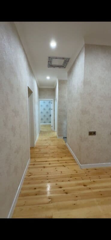 Kirayə mənzillər: Satılır: geniş daxili planlı, işıqlı mənzil/ev Xüsusiyyətlər: - Geniş — 2